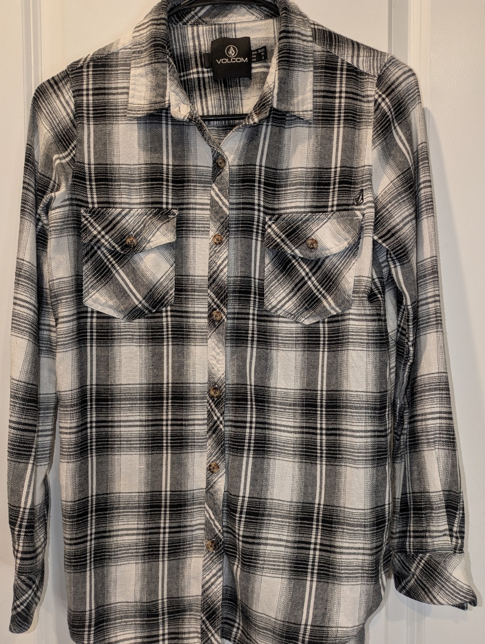 Volcom Plaid Flannel Shirt Womens XS Black White Button Up Skate Grunge